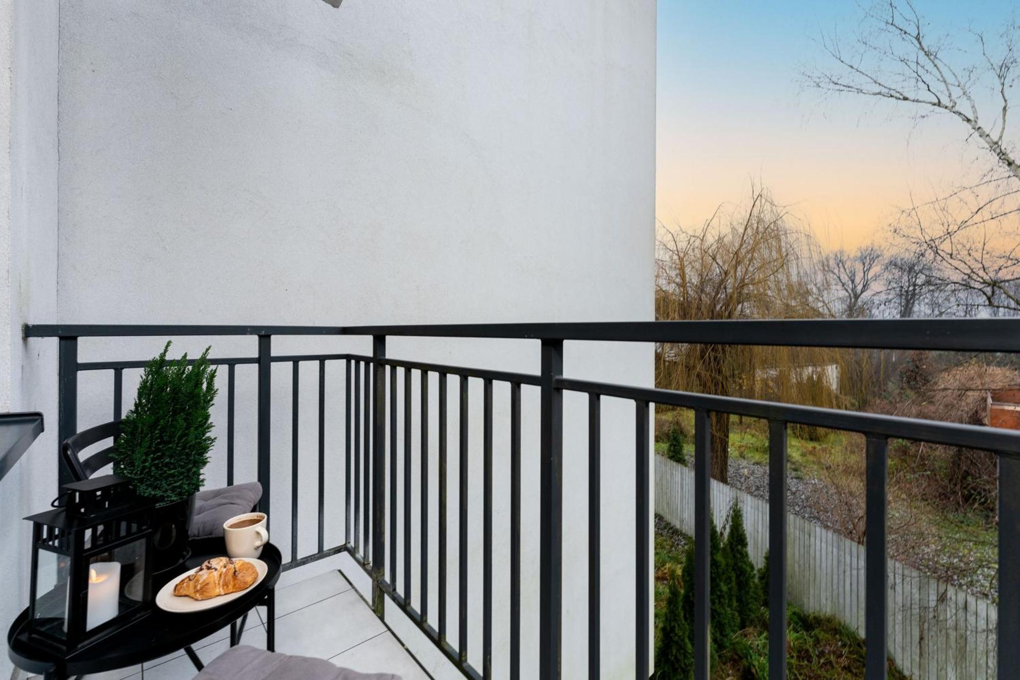 Leilighet Forest House By Cozyplace Krasków